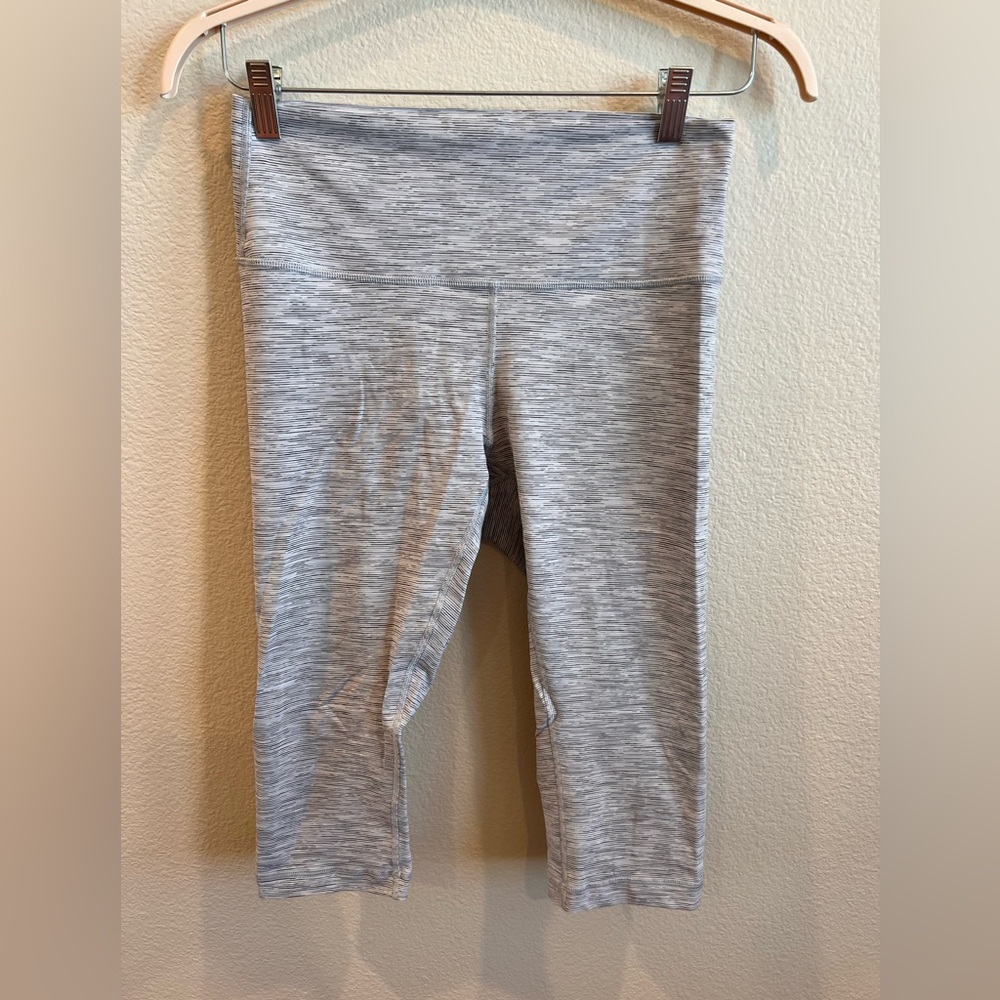 Lululemon cropped leggings size 10